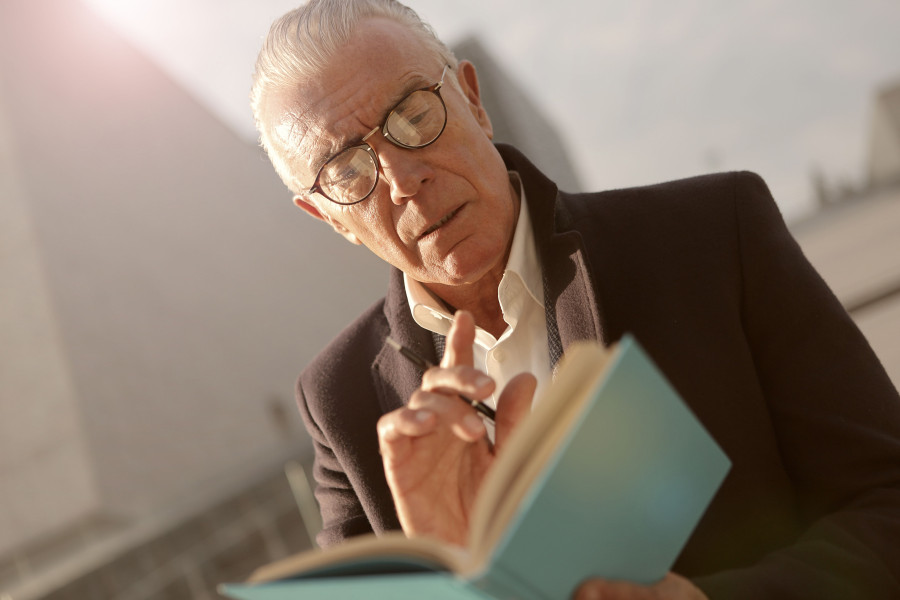 Untersuchung des Einflusses des Alters auf die Leistung in IQ-Tests